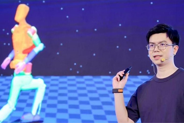 天才少年稚晖君okooo澳客机器人走路进场！AI模型做大脑，目标售价20万以内
